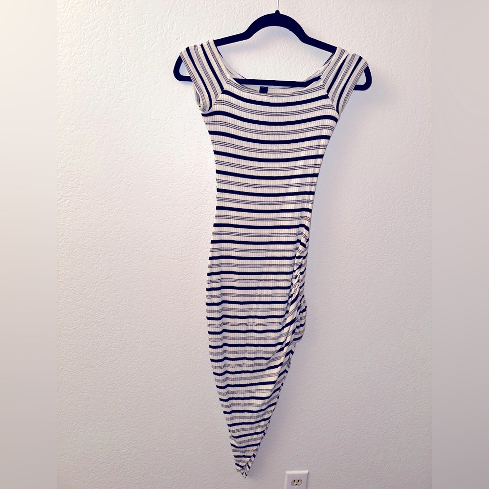 Windsor Black and White Striped Cap Sleeve Bodycon Midi Dress with High Slit